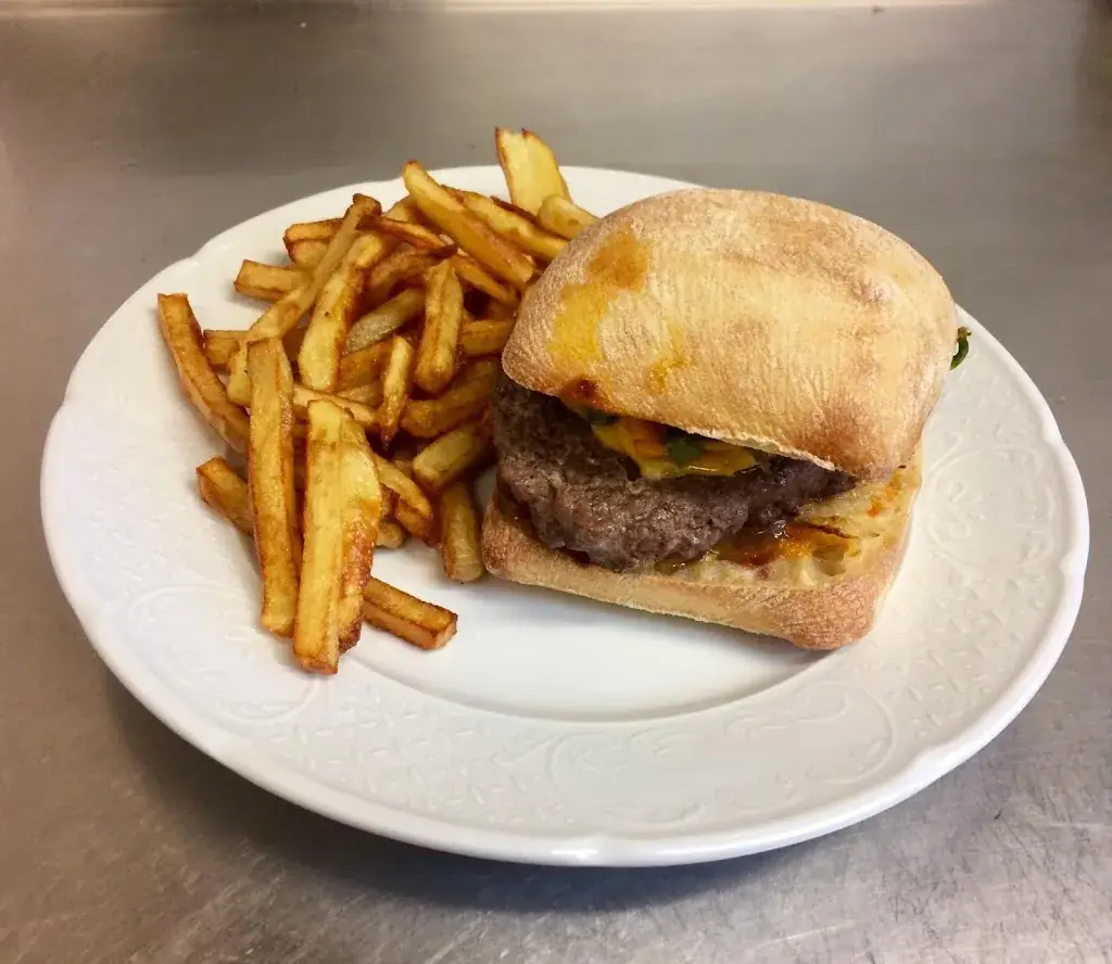 CHEZ BELLOU_Gyé-sur-Seine_slider_image_2