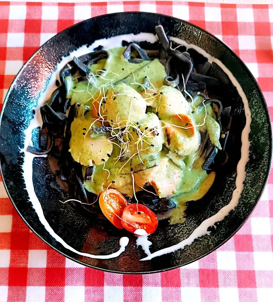 Tatyana Kildisheva_A_Vôge-les-Bains_recensione