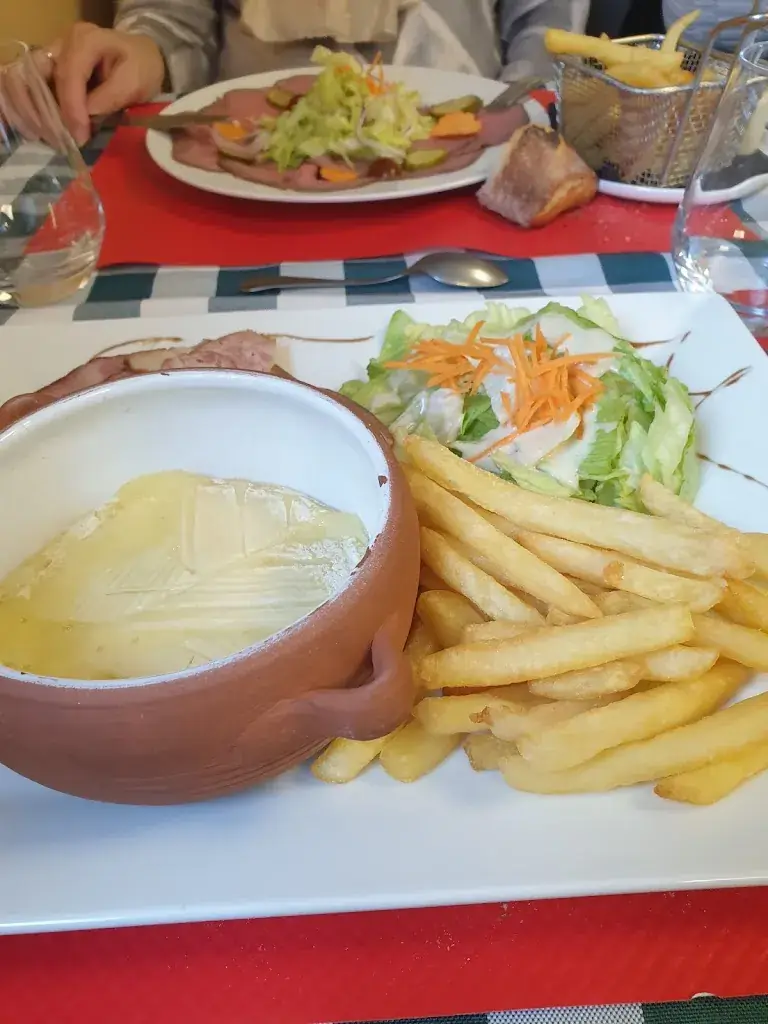 Le Chaudron_Chapelle-aux-Bois_slider_image_3