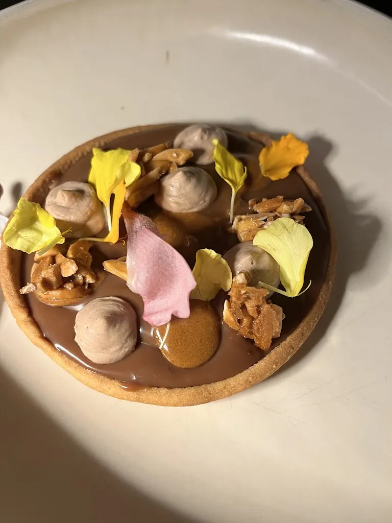 Eddie_Blue Flamingo_Strasbourg_review