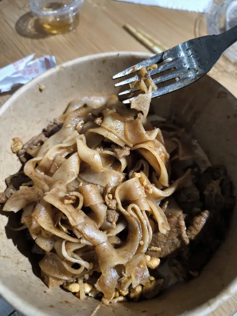 Cass Andre_ASIAN TAPAS_Allevard_review