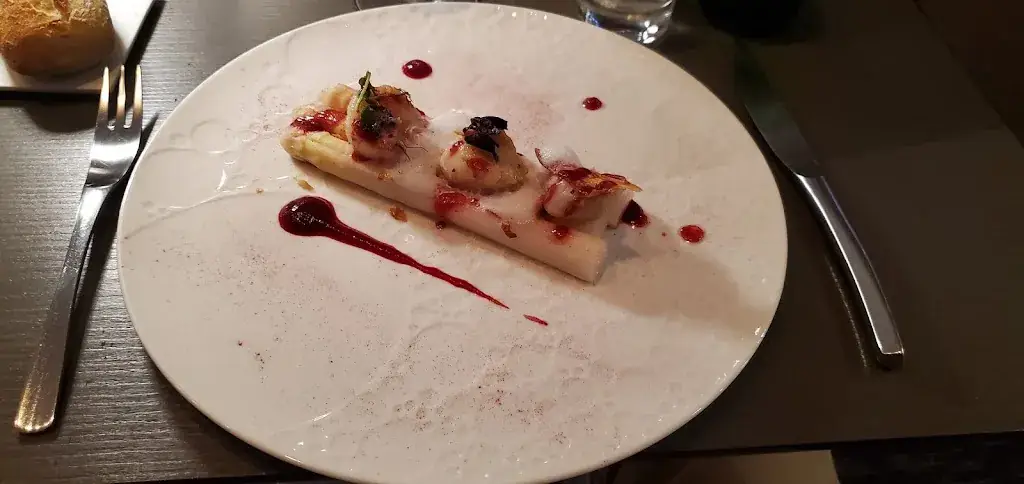 Frank Jones_Le V-Four_Nancy_reseña