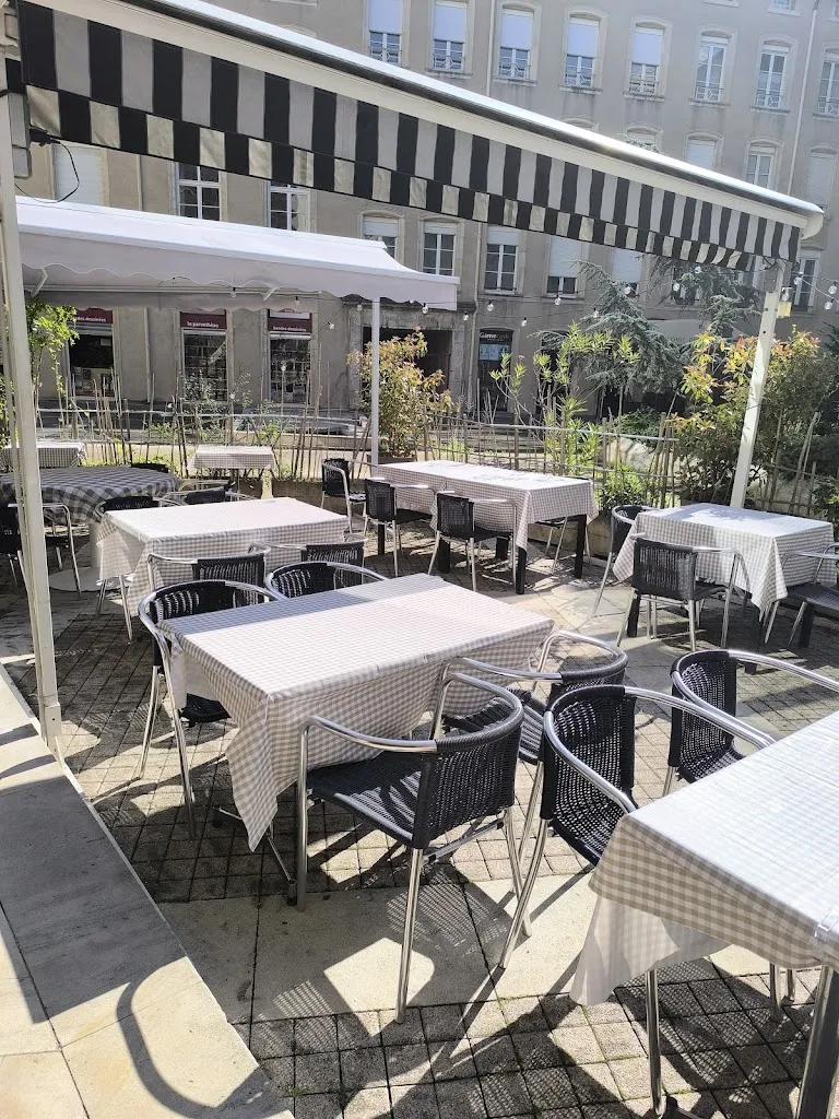 LA COUR DES ARTS restaurant in Nancy