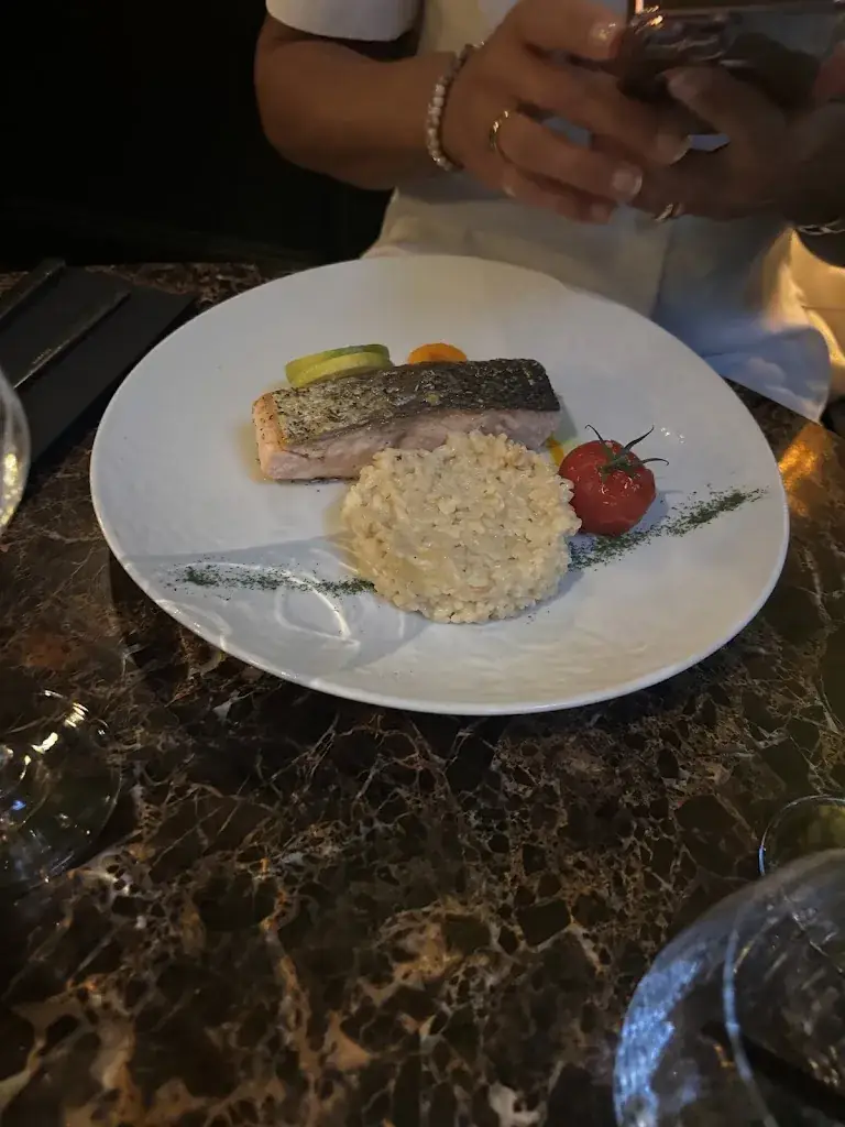 Sebastien Pierronnet_Wallace_Nancy_review