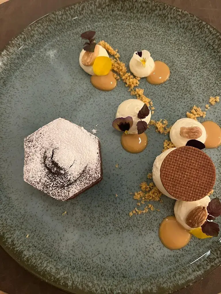 Alice Blauhellig_Le KUB_Battenheim_review