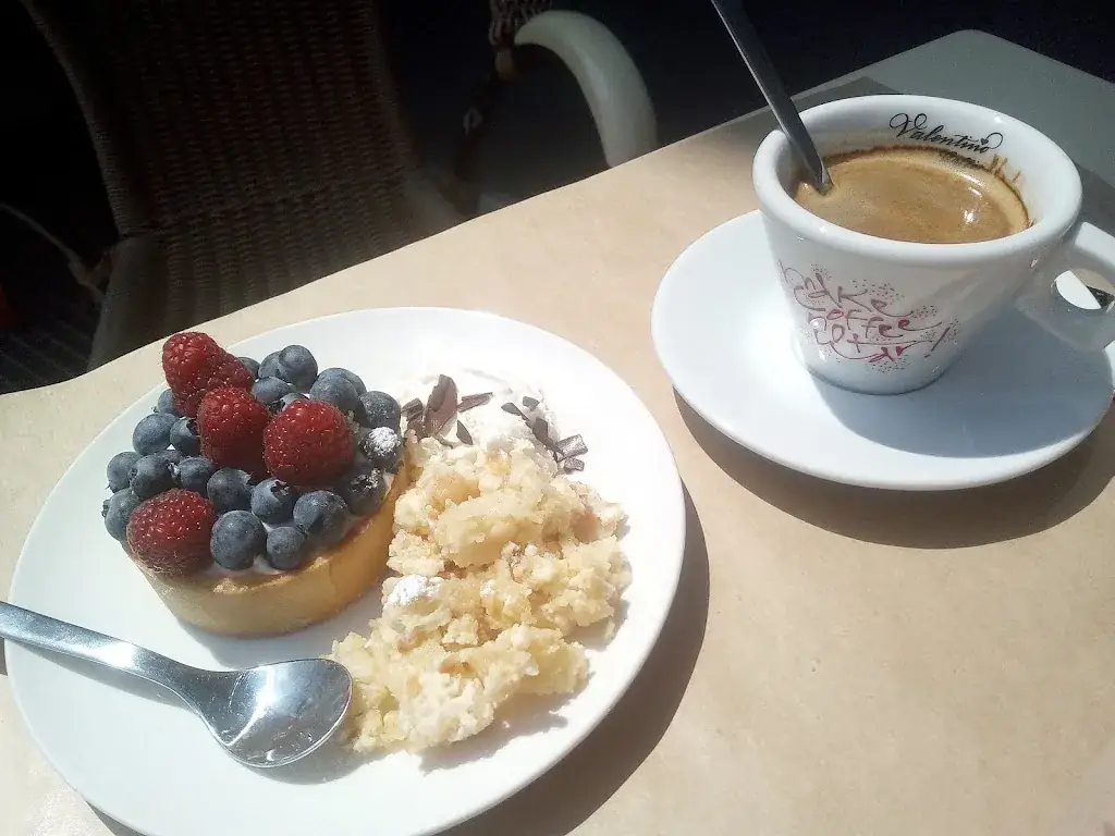 Anthony E._Le café des voyageurs_Audun-le-Tiche_review