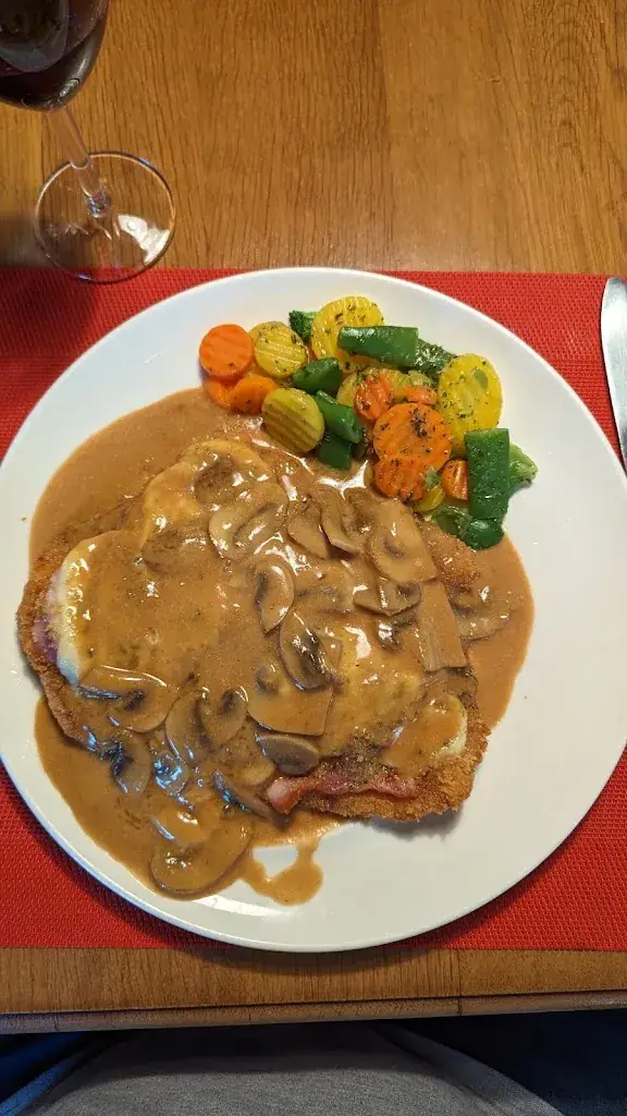 Hugo Marcondes_Restaurant Am Zechenhaus_Luxembourg_review