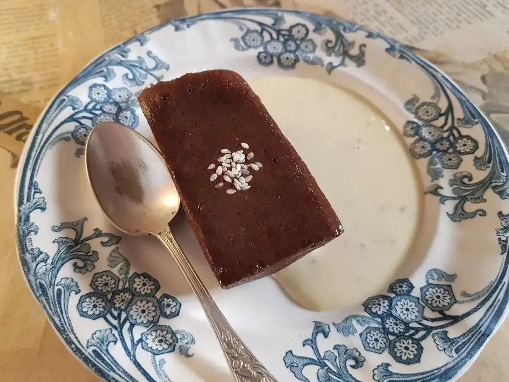 L'Armoire à Cuillers_Crémieu_slider_image_3