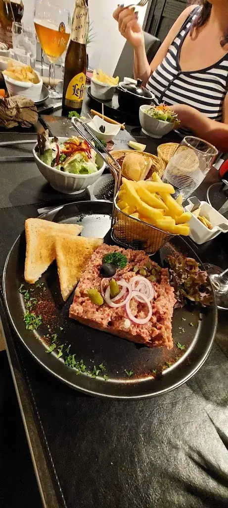 Stabbe stubbs_Restaurant Mise en scène , Grillades , steak sur Pierre chaude . Cuisine française ._Luxembourg_recensione