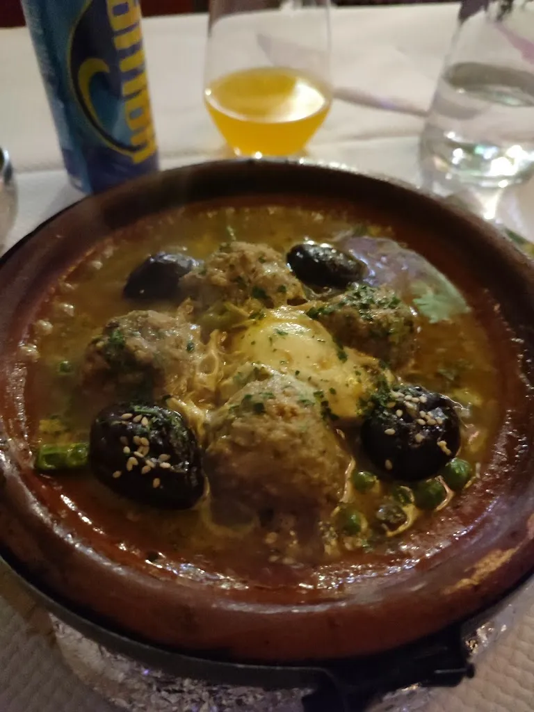 خالد المغربي_Le palais d'Agadir_Bar-sur-Aube_review