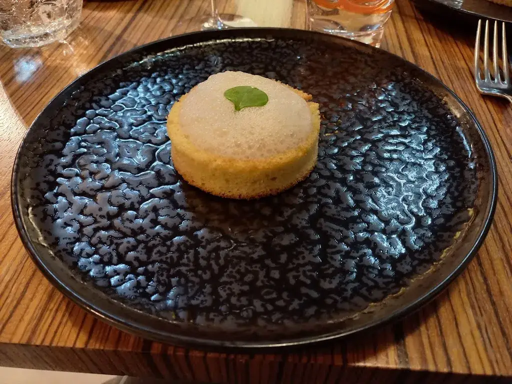 coralie Tornatore_Au Pré D'Chez Vous_Crémieu_review