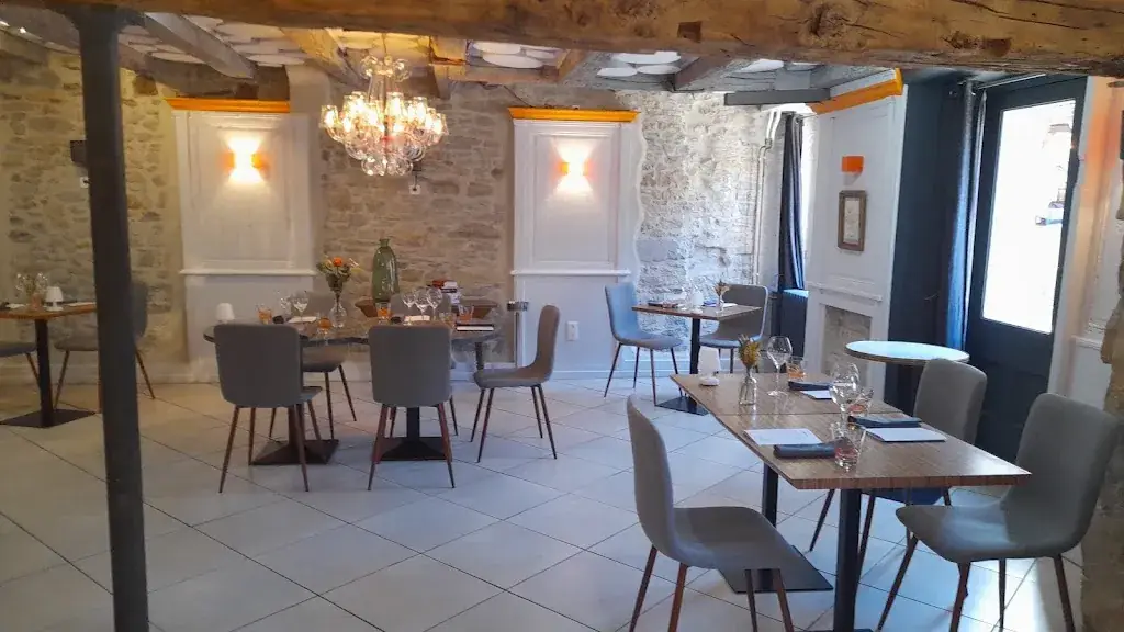Au Pré D'Chez Vous restaurant à Crémieu