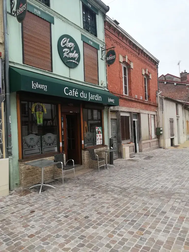 Le Café du Jardin restaurant in Bar-sur-Aube