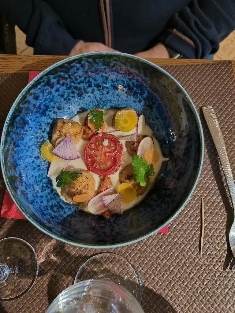 Mario Cianci_LA MARMITE_Alba-la-Romaine_review