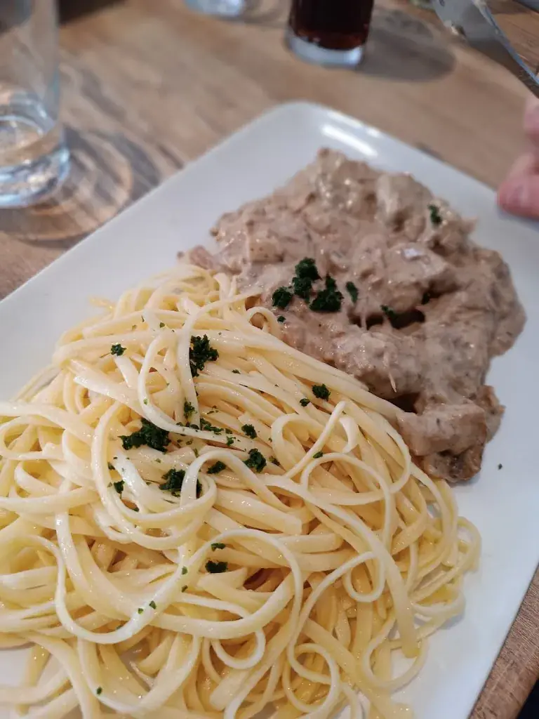 L'Escale Restaurant - Brasserie Allevard_Allevard_slider_image_2