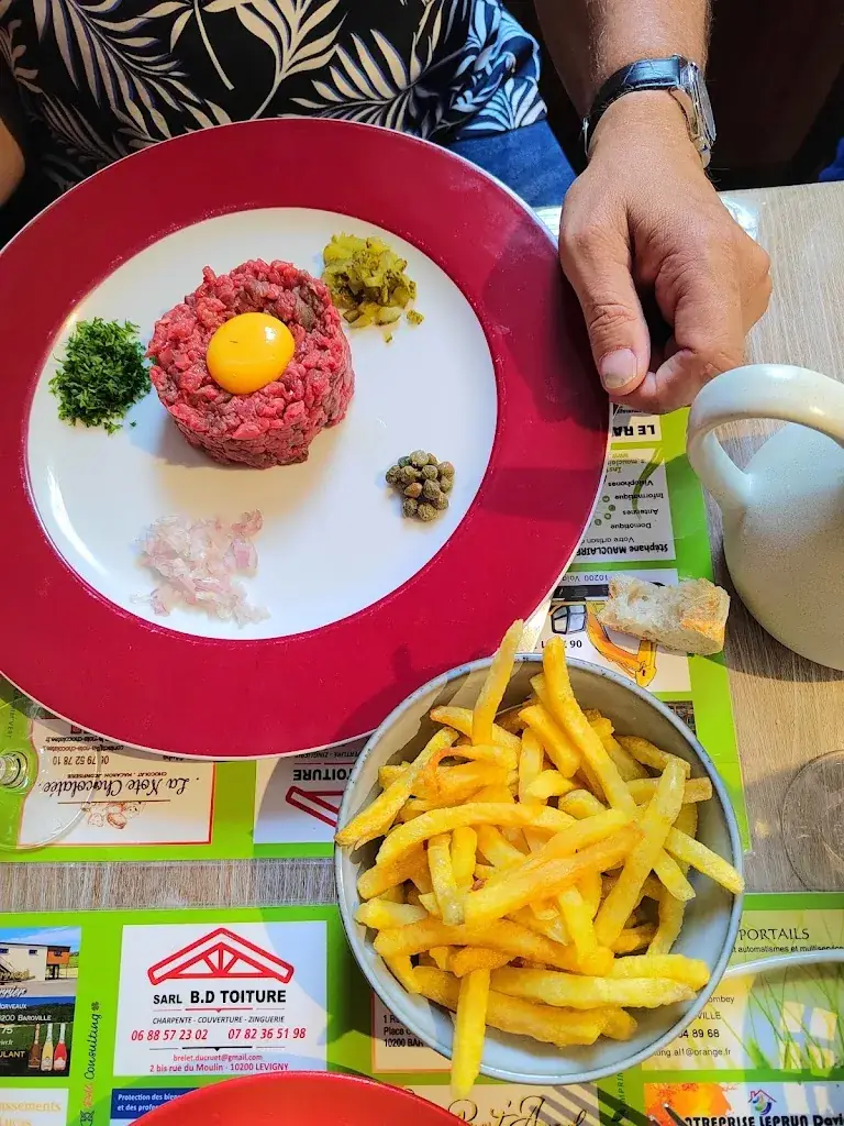 Cathy Mennesson_La petite auberge_Arsonval_review