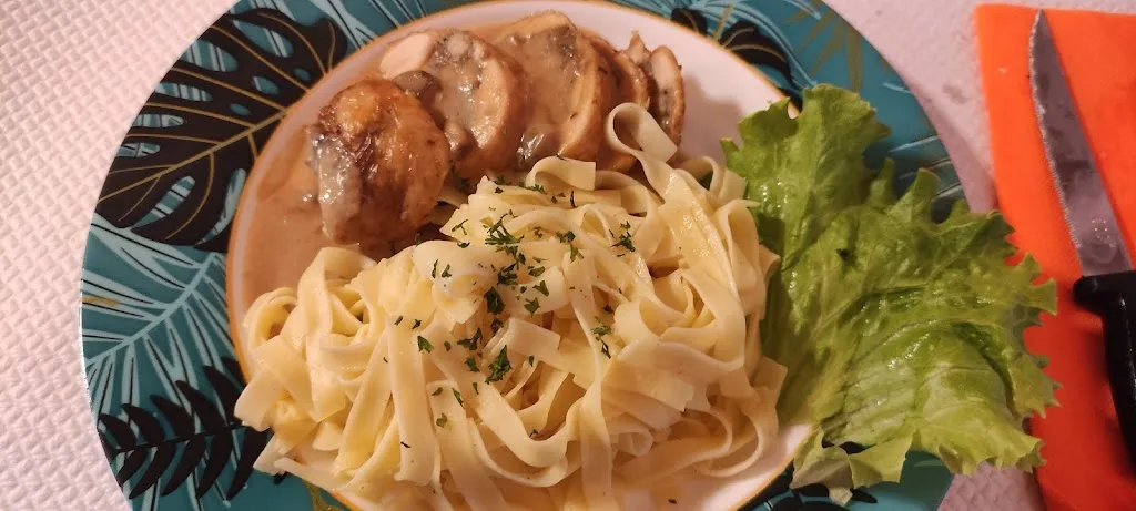 Charlotte Ernoult_Le Champêtre_Ailleville_review