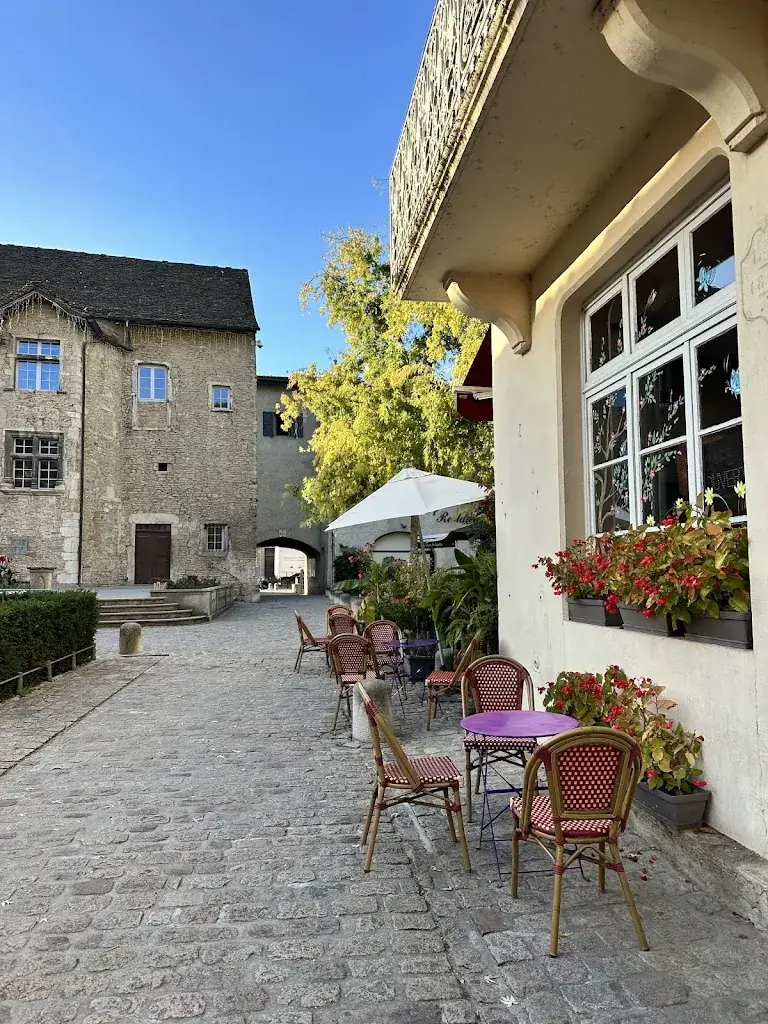 Rachael Smith_RELAIS DU CLOITRE_Crémieu_review