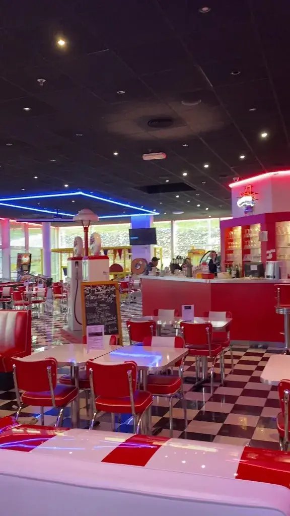 Le Frenchy's Diner - BAR LE DUC_Bar-le-Duc_slider_image_2