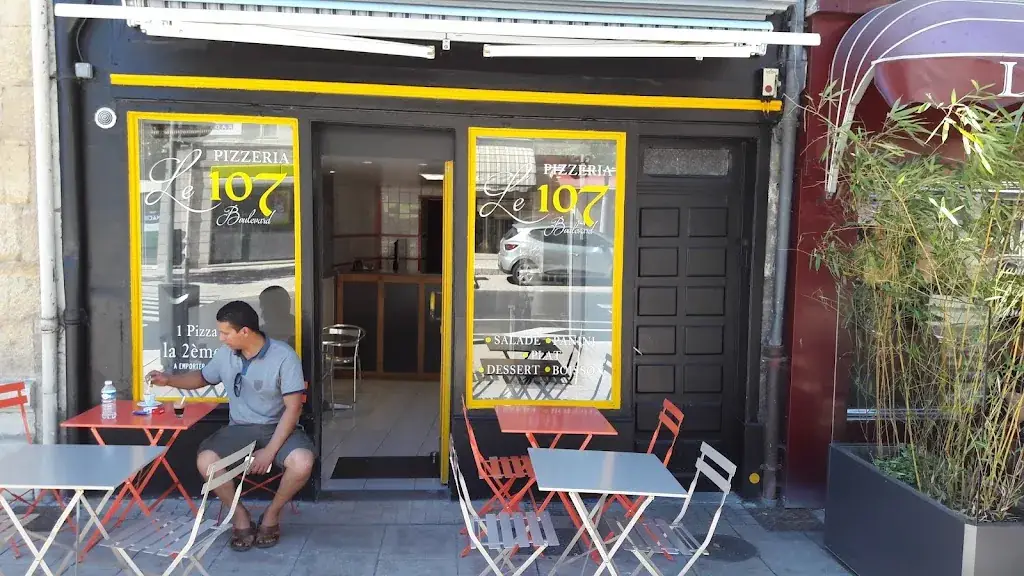 Pizzeria Le 107 Boulevard restaurant in Bar-le-Duc