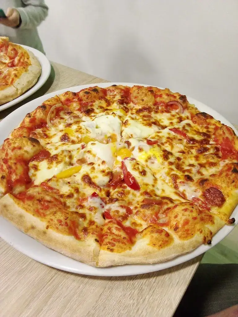 Manola Manola_Casa Di Roma bar le duc_Bar-le-Duc_review