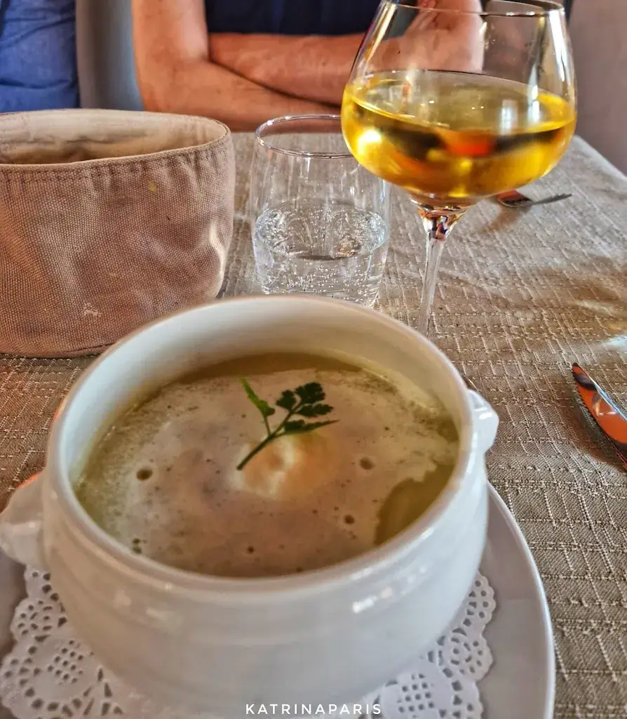 Katrina Neal-Hamel_Auberge A l'Agneau Blanc_Beblenheim_reseña