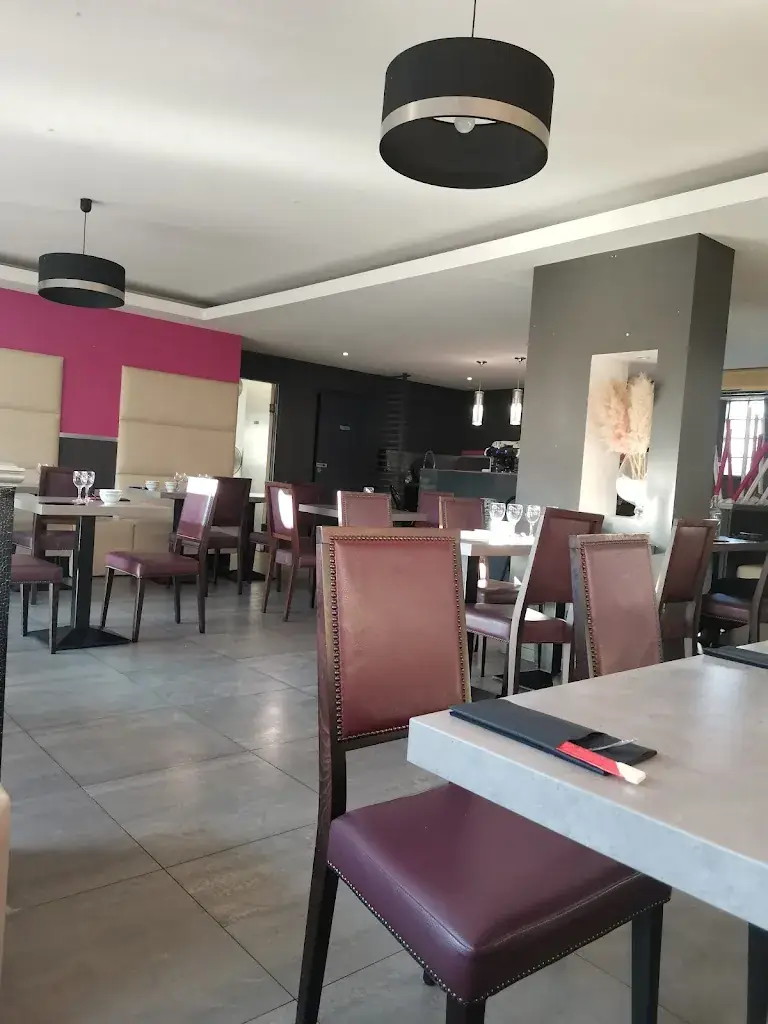 Christiane Hernandez_Le Bayon_Saint-Jean_review