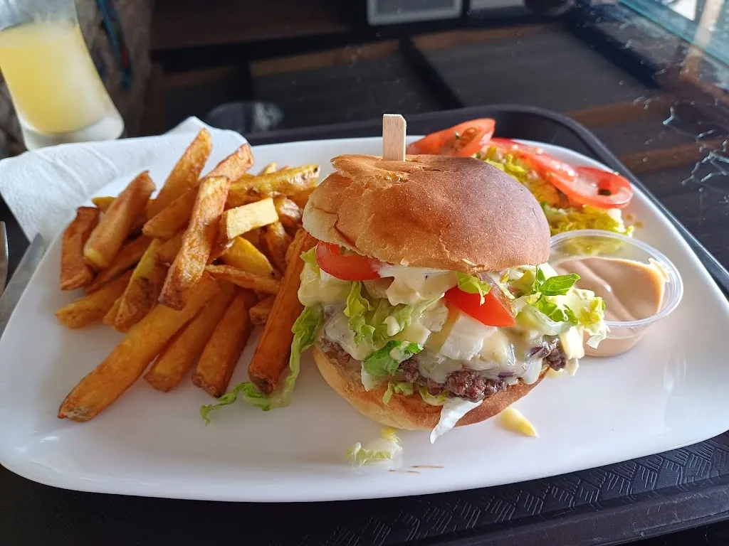 Chez Pascalou et Valou le kiosque à burgers_Roville-devant-Bayon_slider_image_3