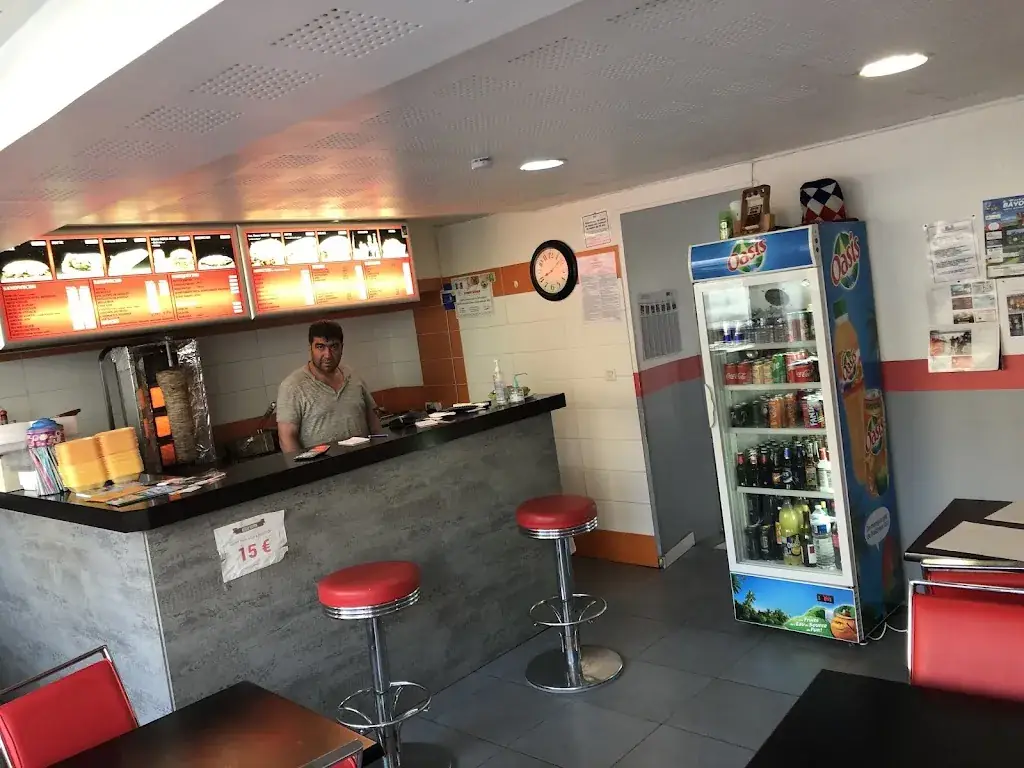 Kebab Bayon ( nouveau propriétaire ) restaurante en Bayon