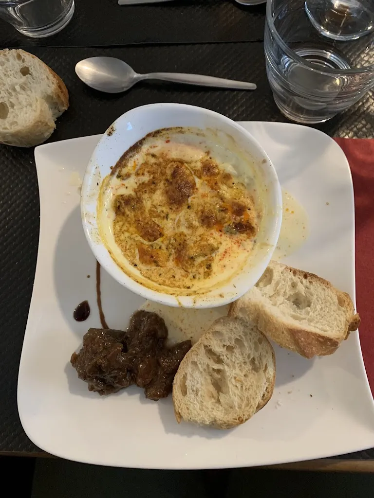 lola f_Restaurant Chez La Moon_Bainville-aux-Miroirs_review