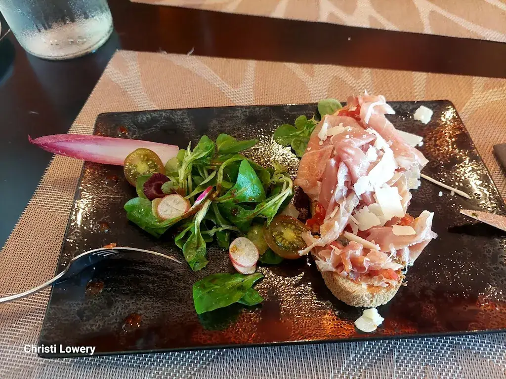 CHRISTI LOWERY_La Féria_Belleville-sur-Meuse_review