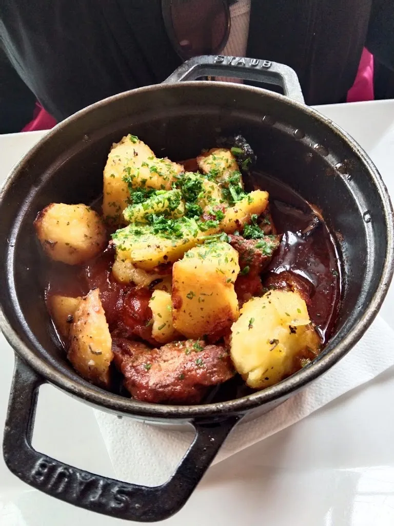 helene Manchester_Chez Mamie_Verdun_review