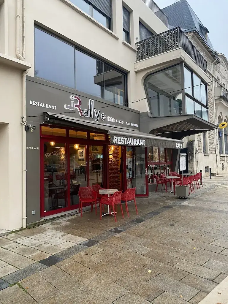 Le Rallye Etc… restaurant in Verdun
