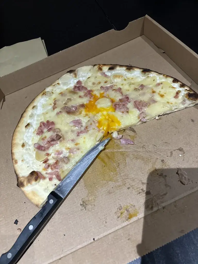 Dorine GRANDJEAN_Vivanda Pizza_Biesles_review