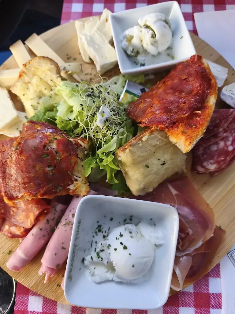 Jmarc Barras_Au Bouchon de Papa_Saint-Avold_review