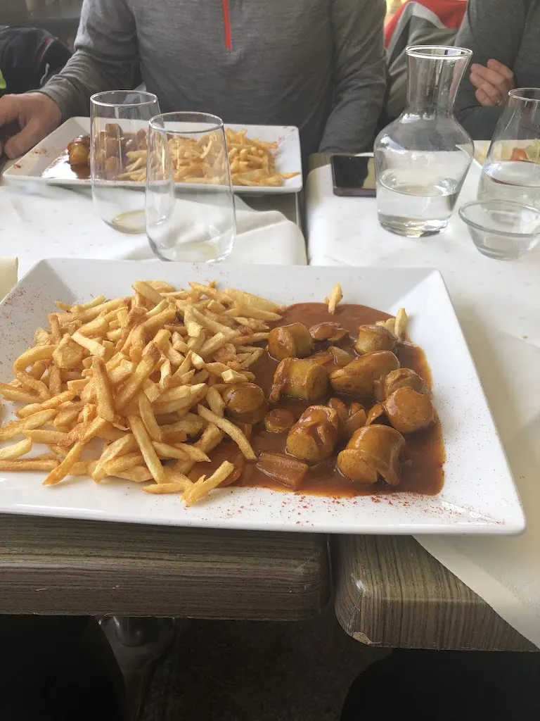 Simon Manser_LE PLAISIR DES FONDUES_Macheren_review