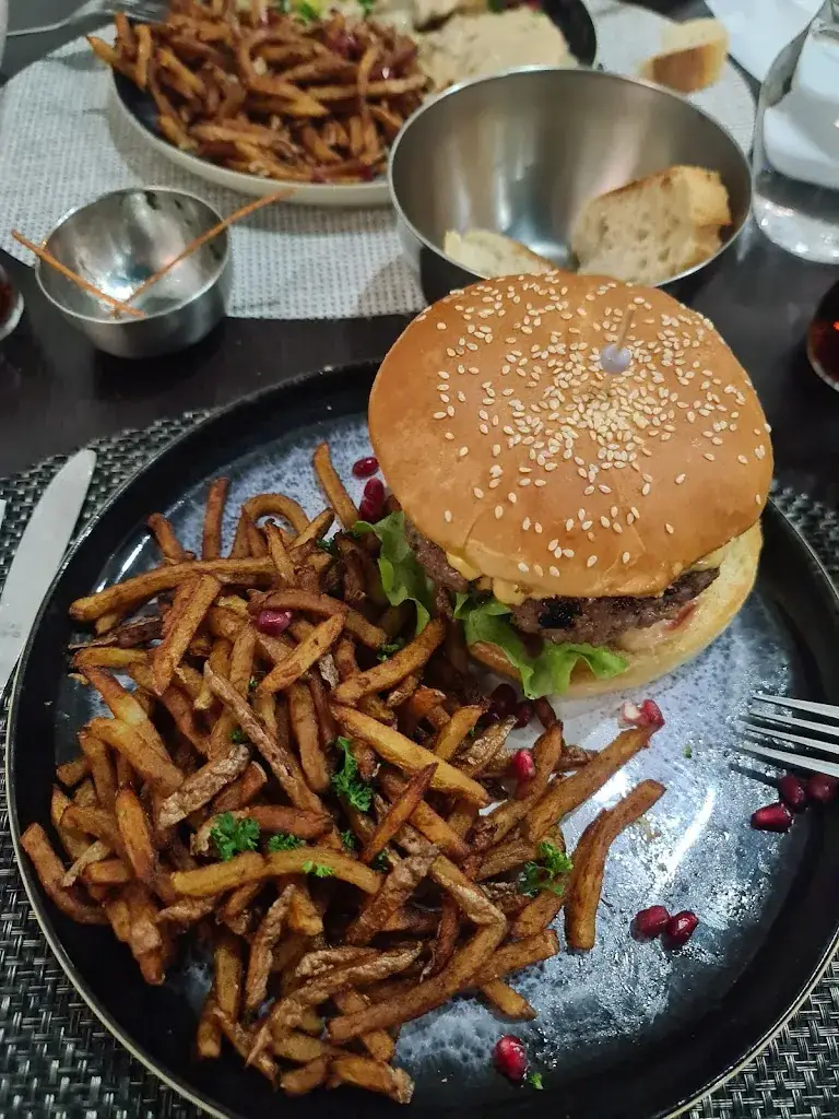 Sylvia_Le Monarque_Stiring-Wendel_review