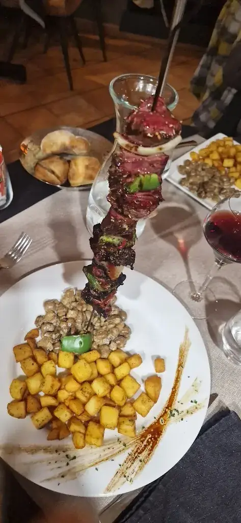 J Peric_La Grillad'Hier_Saint-Dizier_review