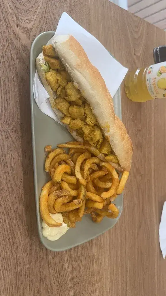 Roberto Macri_A LA CASA_Saint-Dizier_review