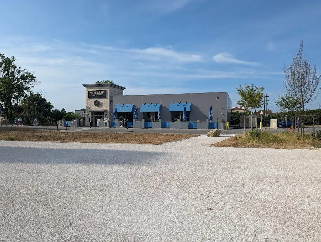 Mark Connolly_Au Bureau - Pub et Brasserie_Saint-Dizier_review