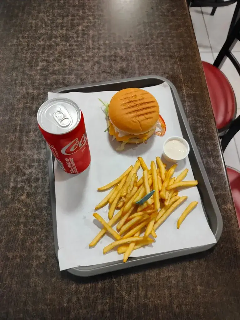 Helloo chicken_Saint-Dizier_slider_image_3