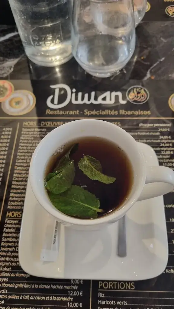 Yoann Manutea Girard_Diwan_Saint-Dizier_review