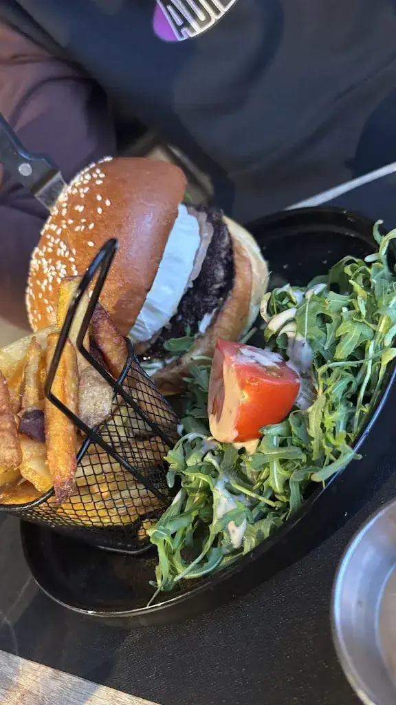 mariana cordier_La Forge  - Brasserie_Donchery_review