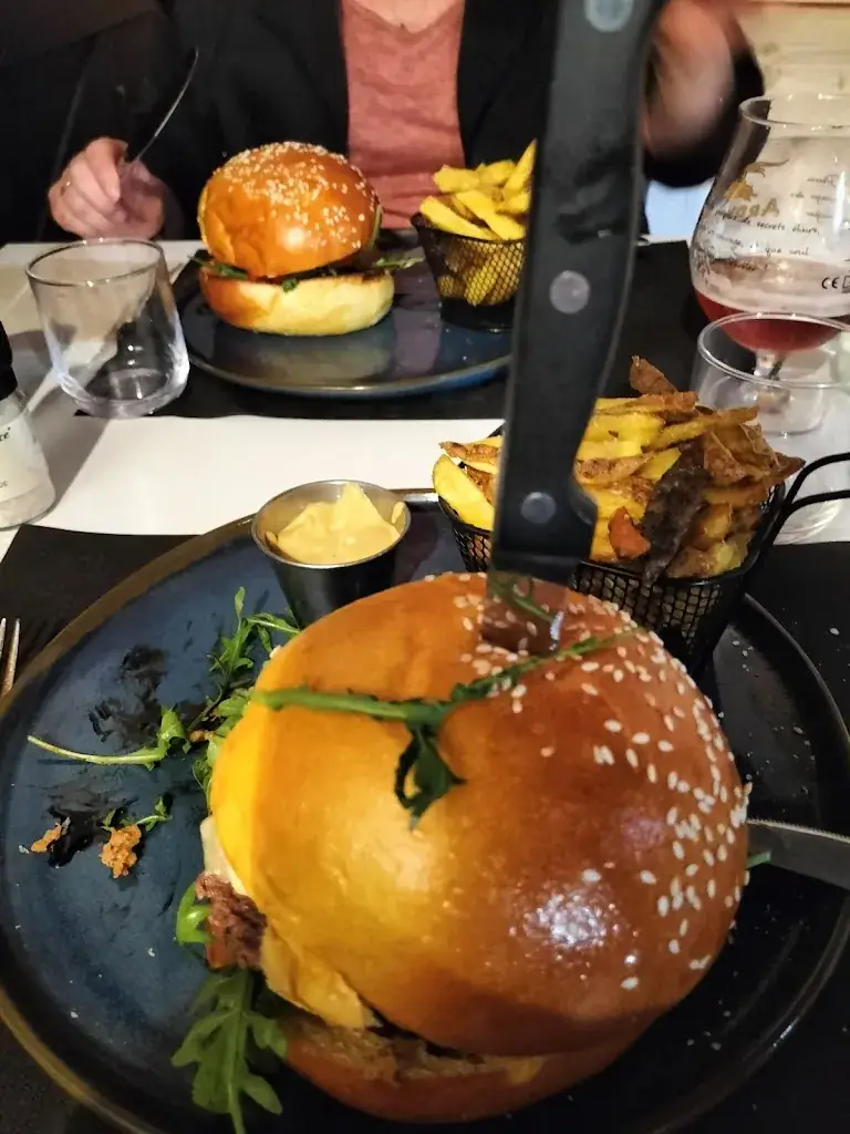 jean guy charvet_La Forge  - Brasserie_Donchery_review