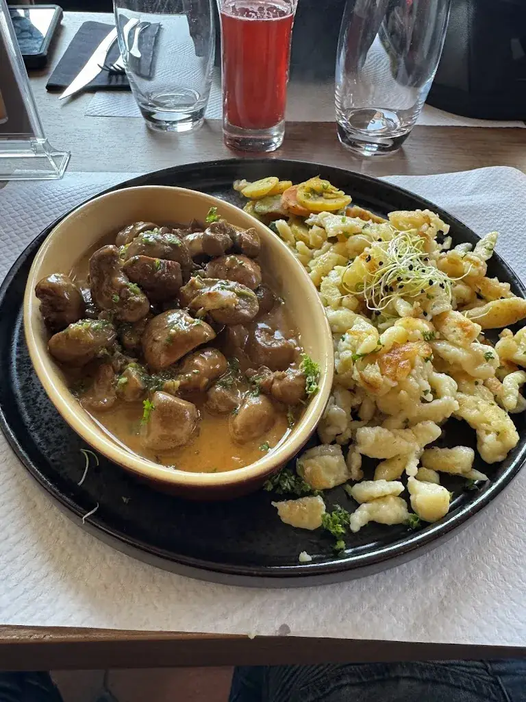 Marco les gazz_Auberge Lorraine_Waldhouse_review