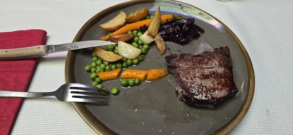 Le Millésime_Chantelle_slider_image_2