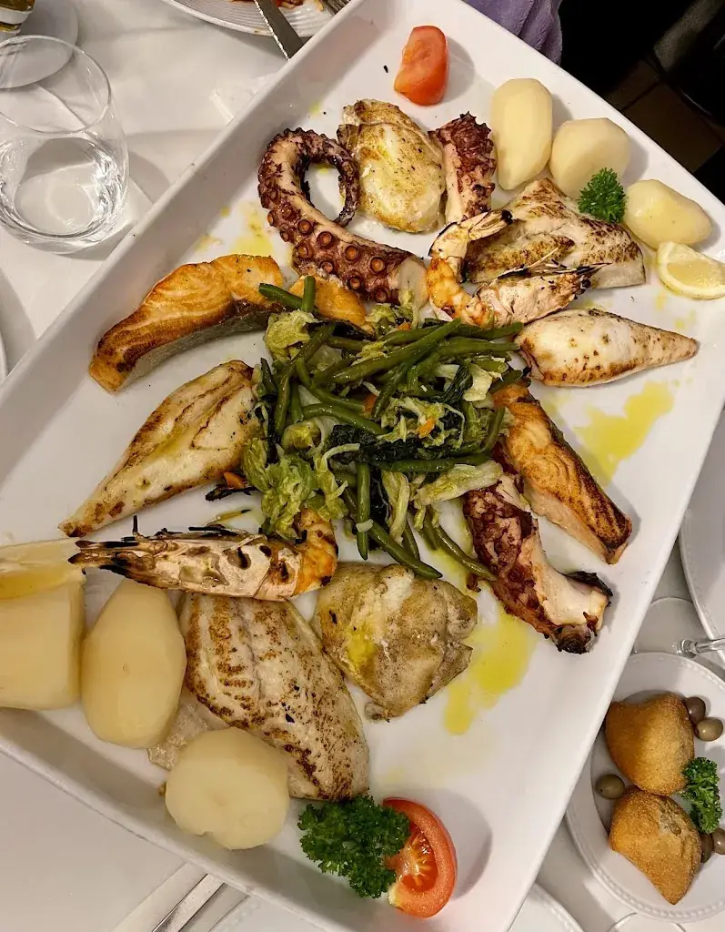 Mateusz Molasy_Restaurant Am Bureck_Luxembourg_review