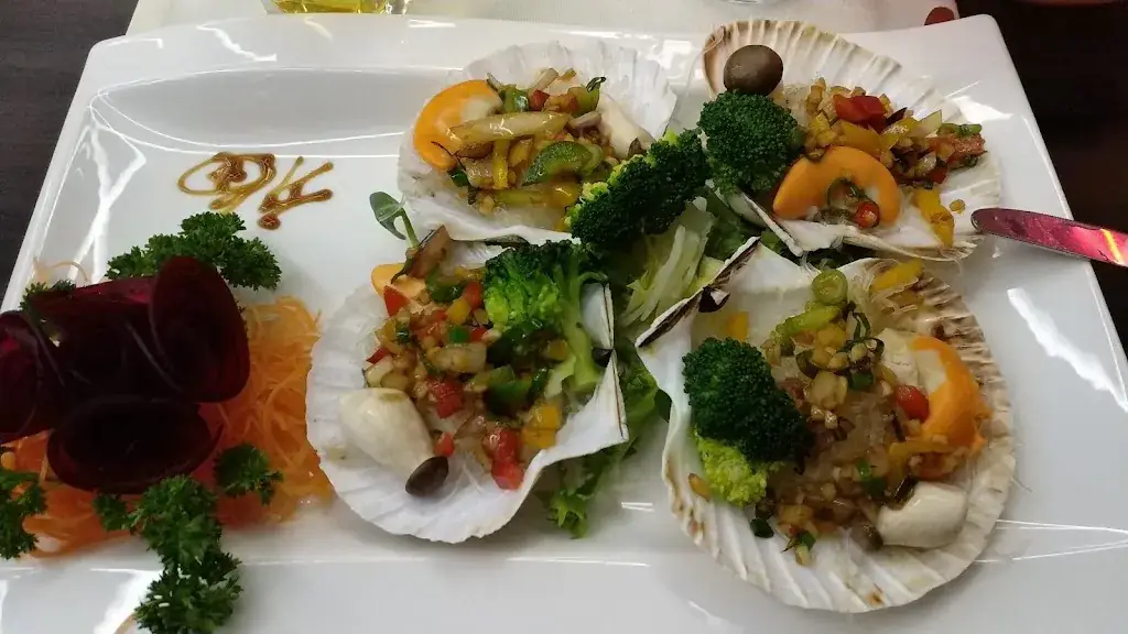 Menu_Restaurant New World_Luxembourg_image_6