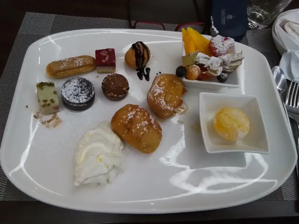 Menu_Restaurant New World_Luxembourg_image_7