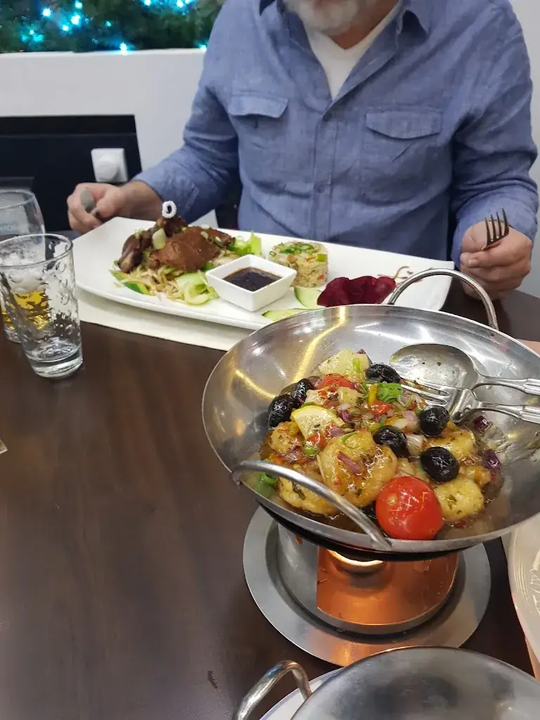 Schimberg Michel_Restaurant New World_Luxembourg_review